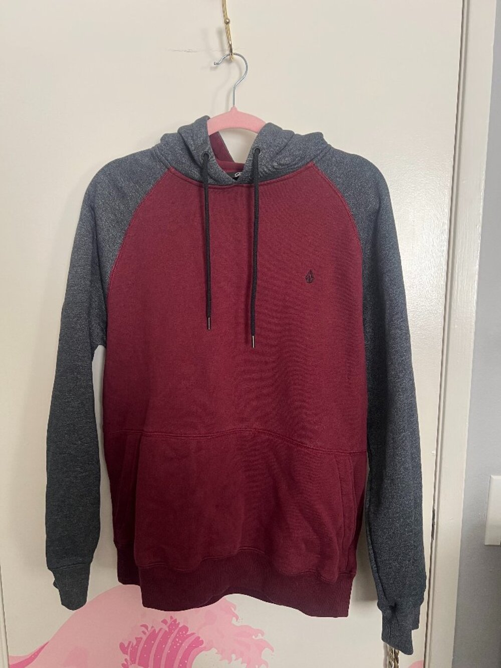 Volcom Men's Burgundy and Grey Hoodie